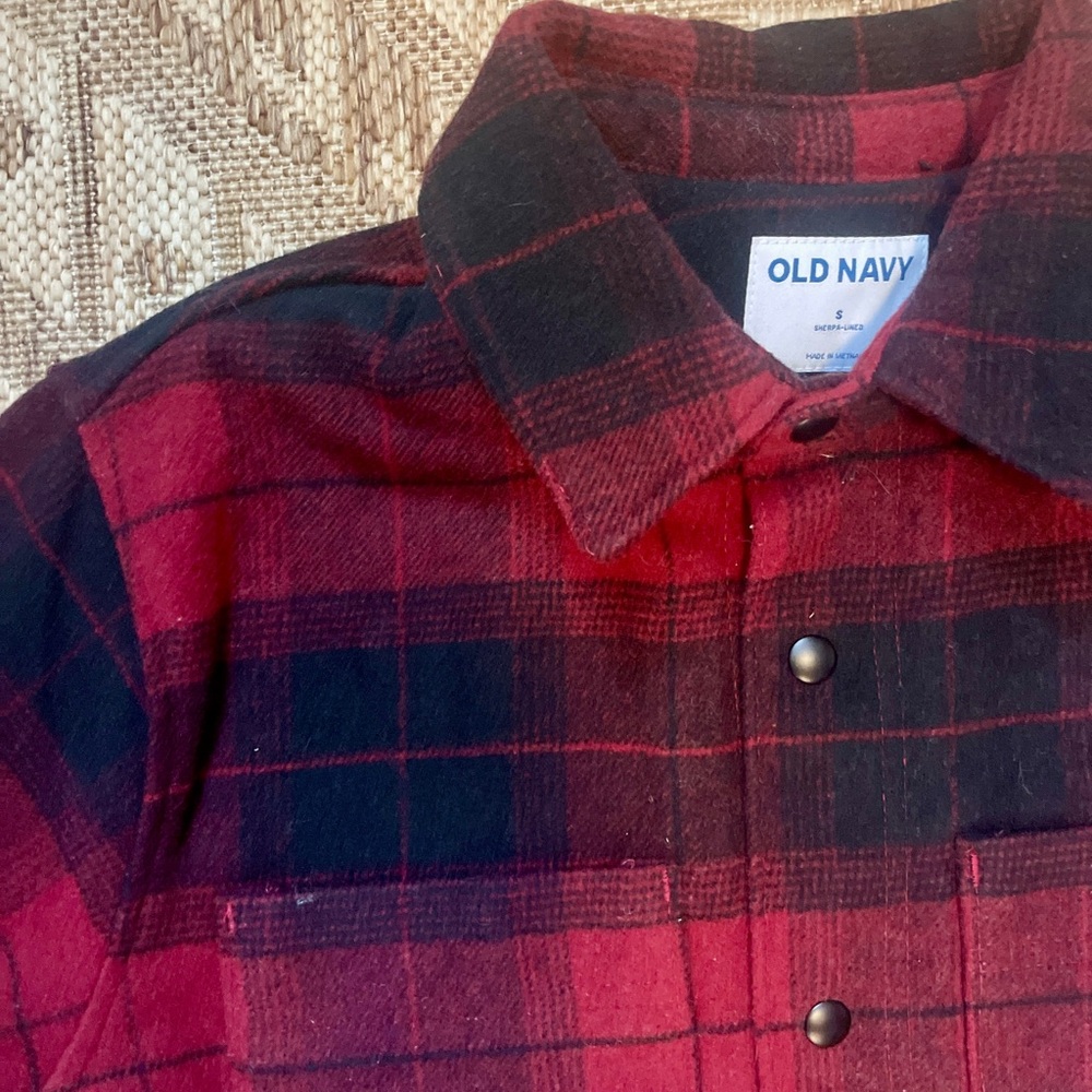 Old Navy Sherpa Lined Flannel Shacket | Small | Black/Red Plaid | Brand NWT